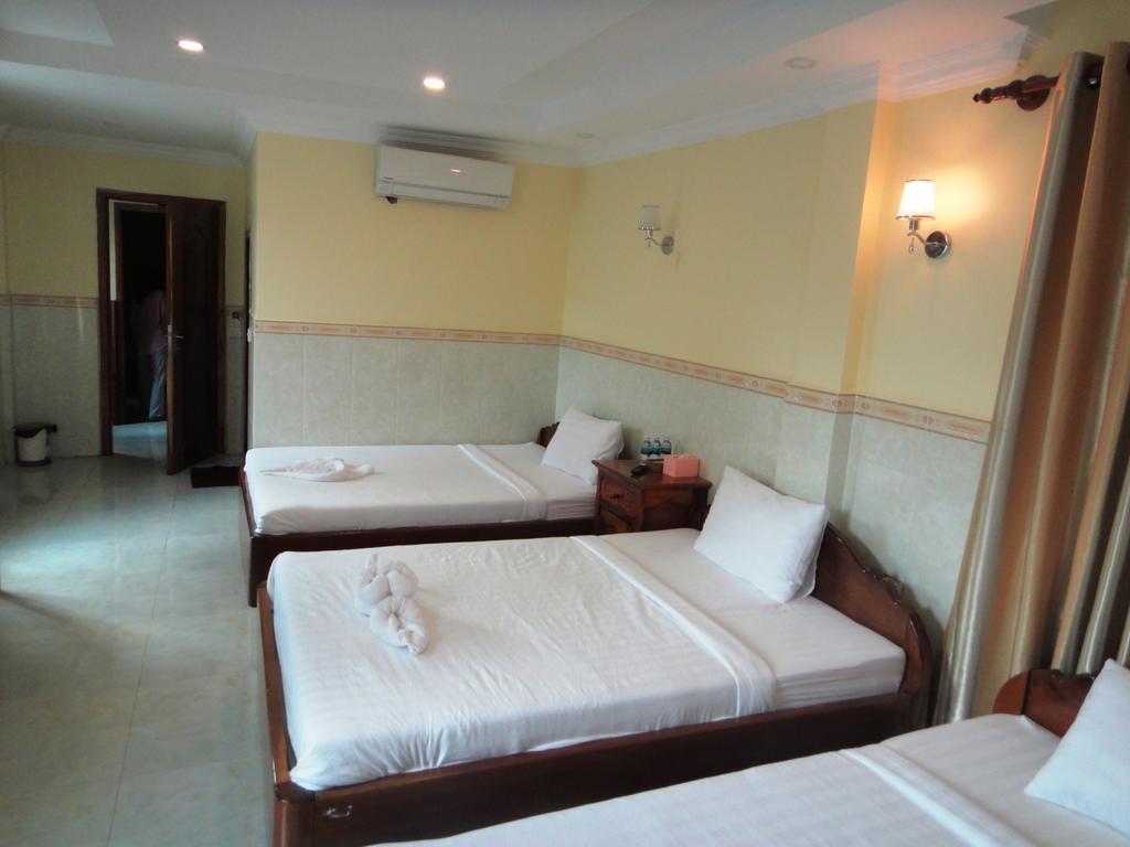 Borey Vatanac Guesthouse Kampot Exterior photo