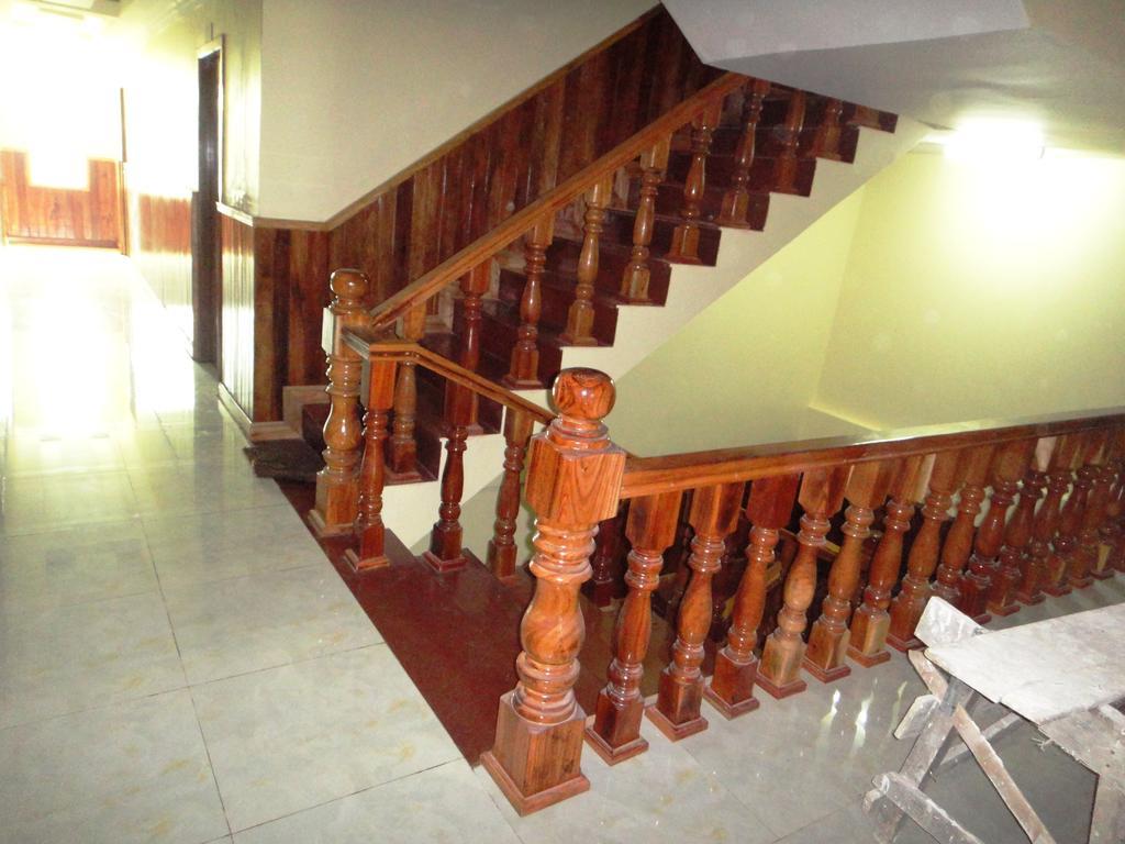 Borey Vatanac Guesthouse Kampot Exterior photo