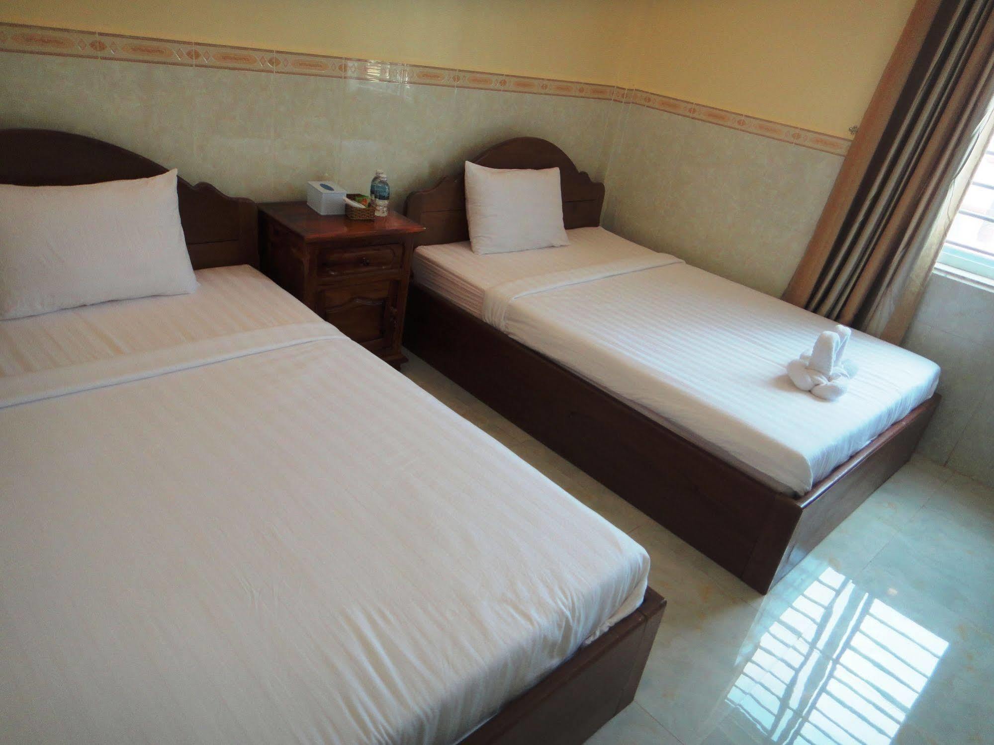 Borey Vatanac Guesthouse Kampot Exterior photo