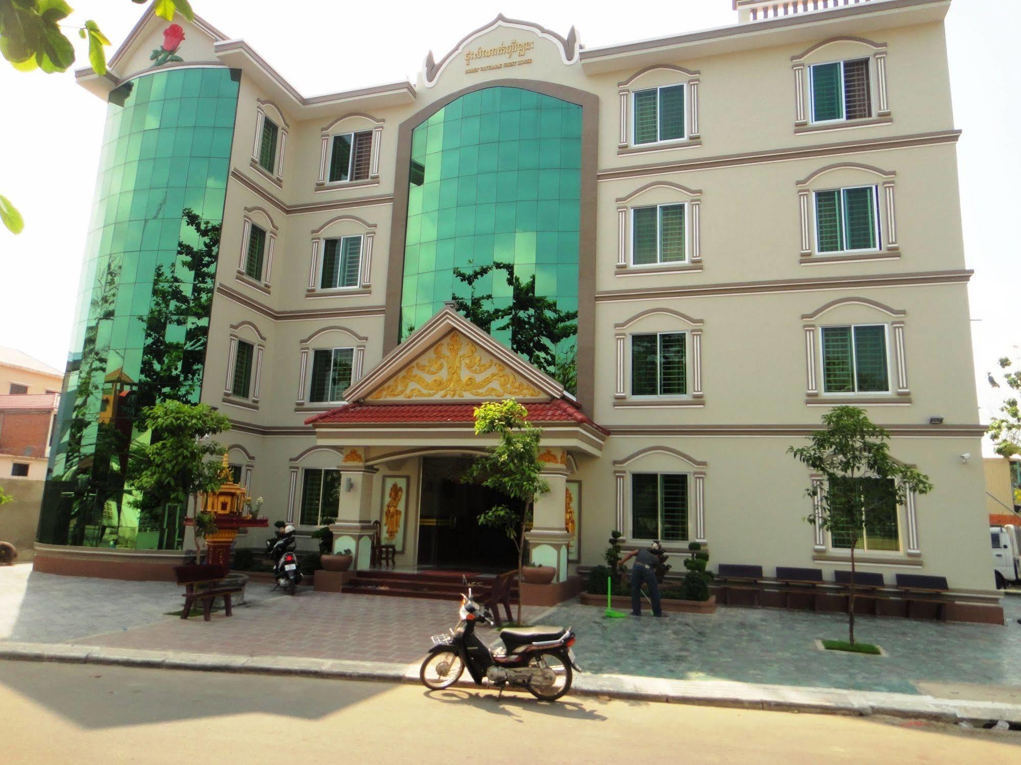 Borey Vatanac Guesthouse Kampot Exterior photo
